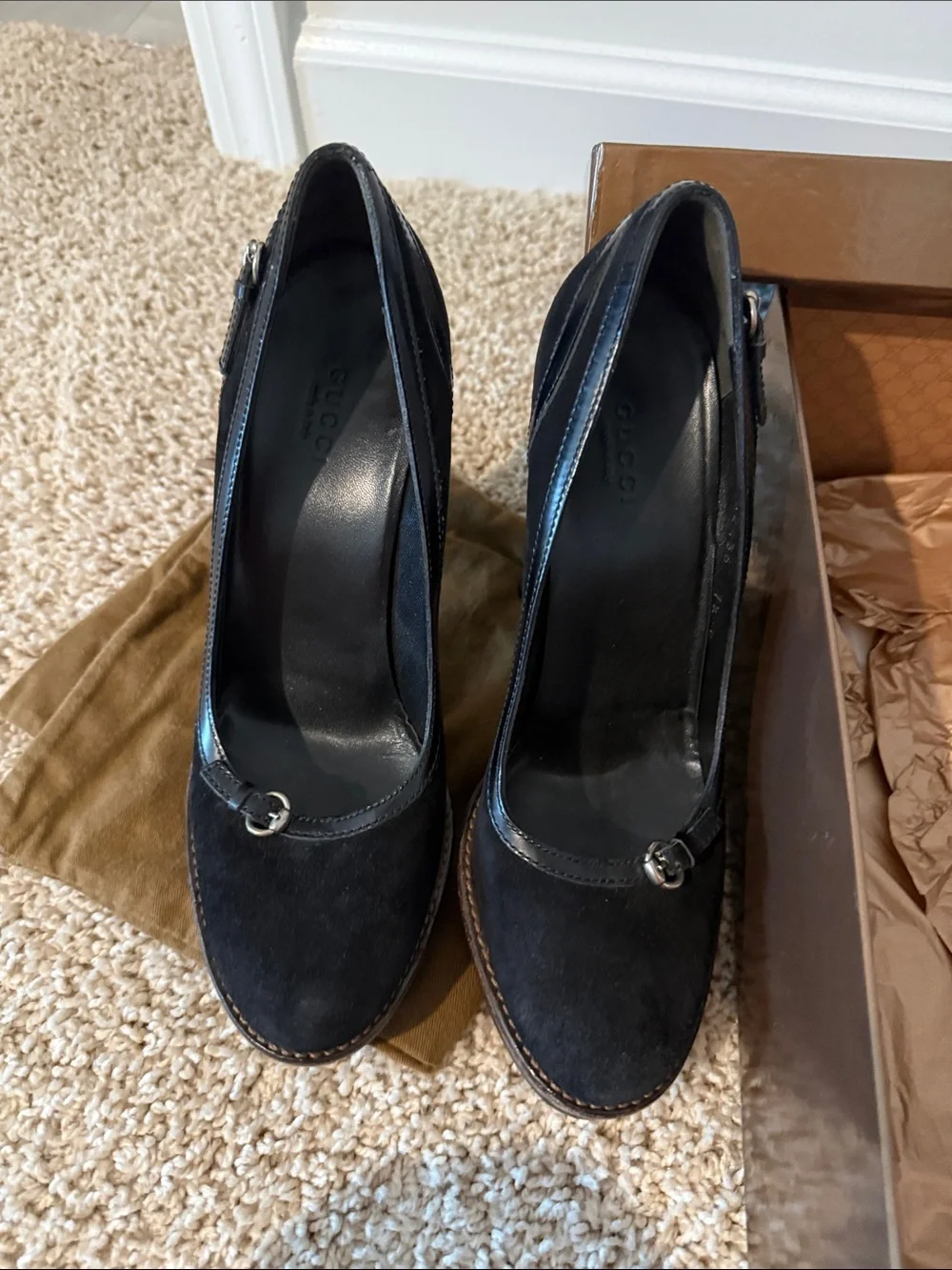 Gucci Black and brown pumps
